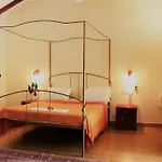 Papa Jolly Eco Resort-Near Morjim Beach